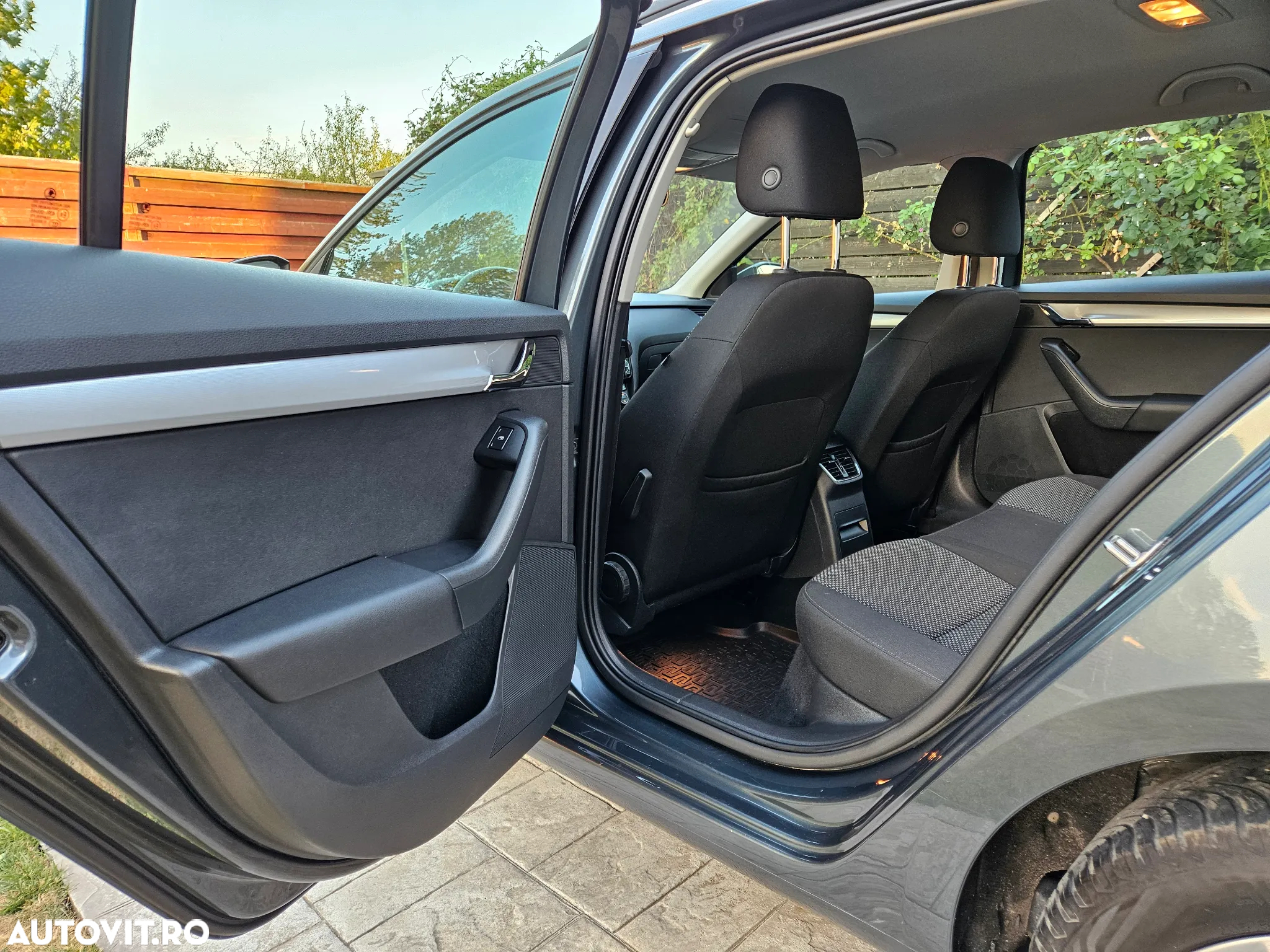 Skoda Octavia 1.6 TDI Ambition - 13