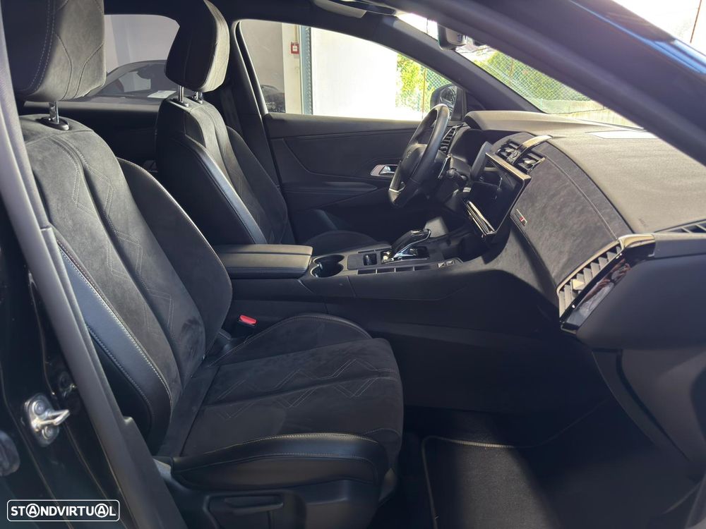 DS DS7 Crossback E-Tense Performance Line EAT8 - 12