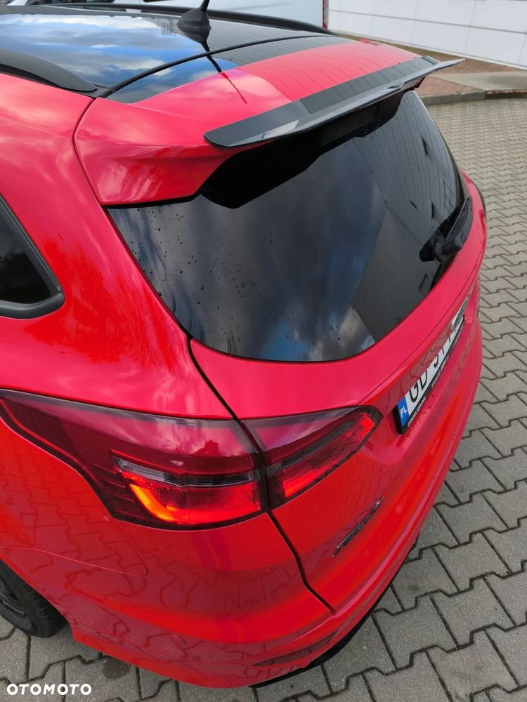 Ford Focus SW 1.5 EcoBoost S&S ST-LINE - 5