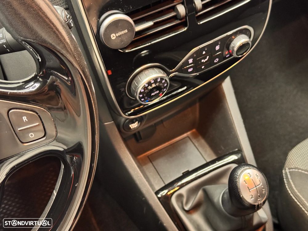Renault Clio dCi 90 Limited - 6