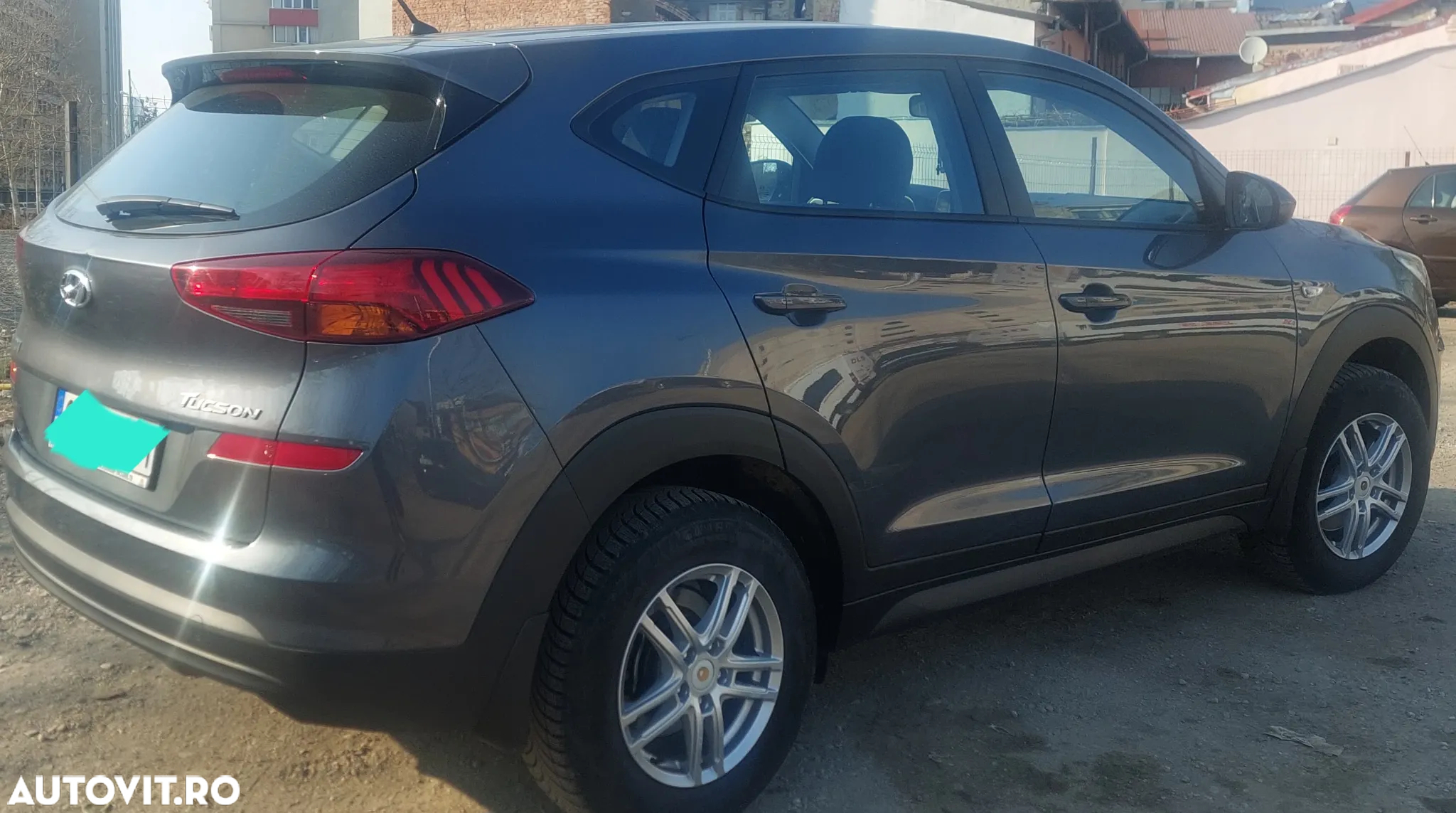 Hyundai Tucson 1.6 GDI 2WD 6MT Style - 14
