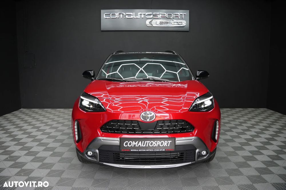 Toyota Yaris Cross 1.5 VVT-i HSD 4x2 Exclusive Adventure - 2