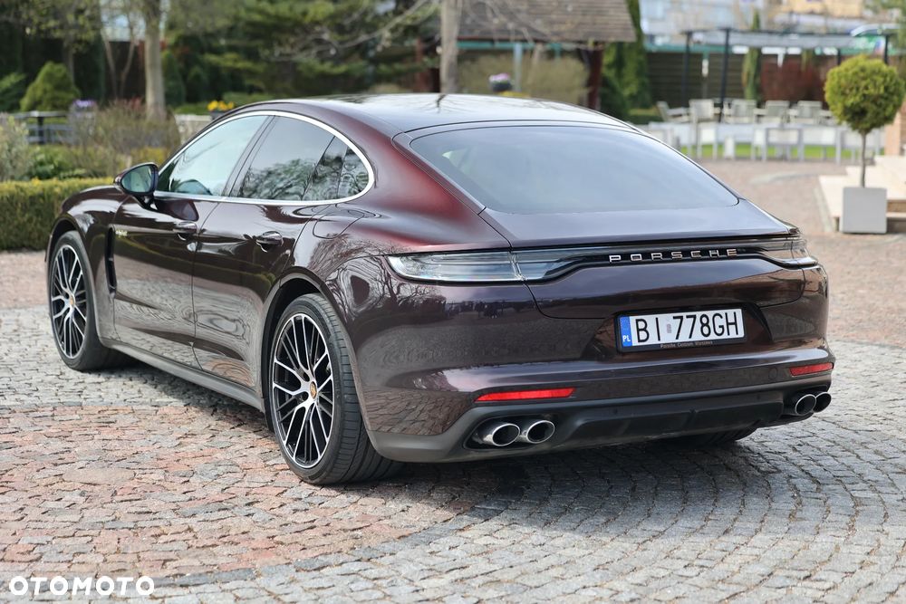 Porsche Panamera 4 Platinum Edition - 4