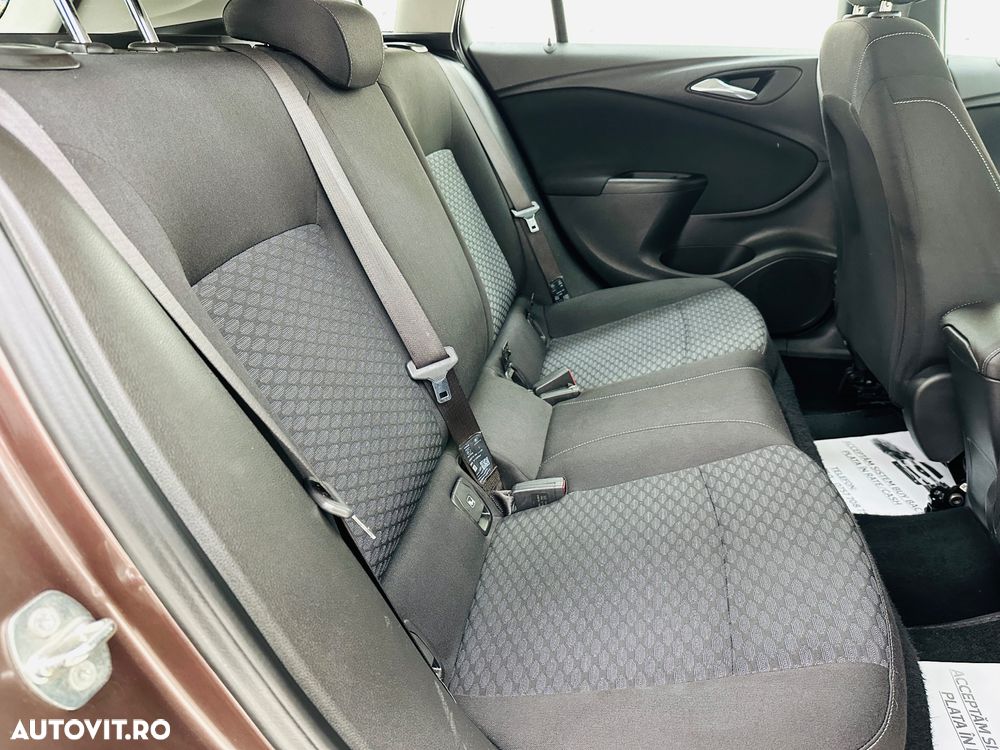Opel Astra - 9