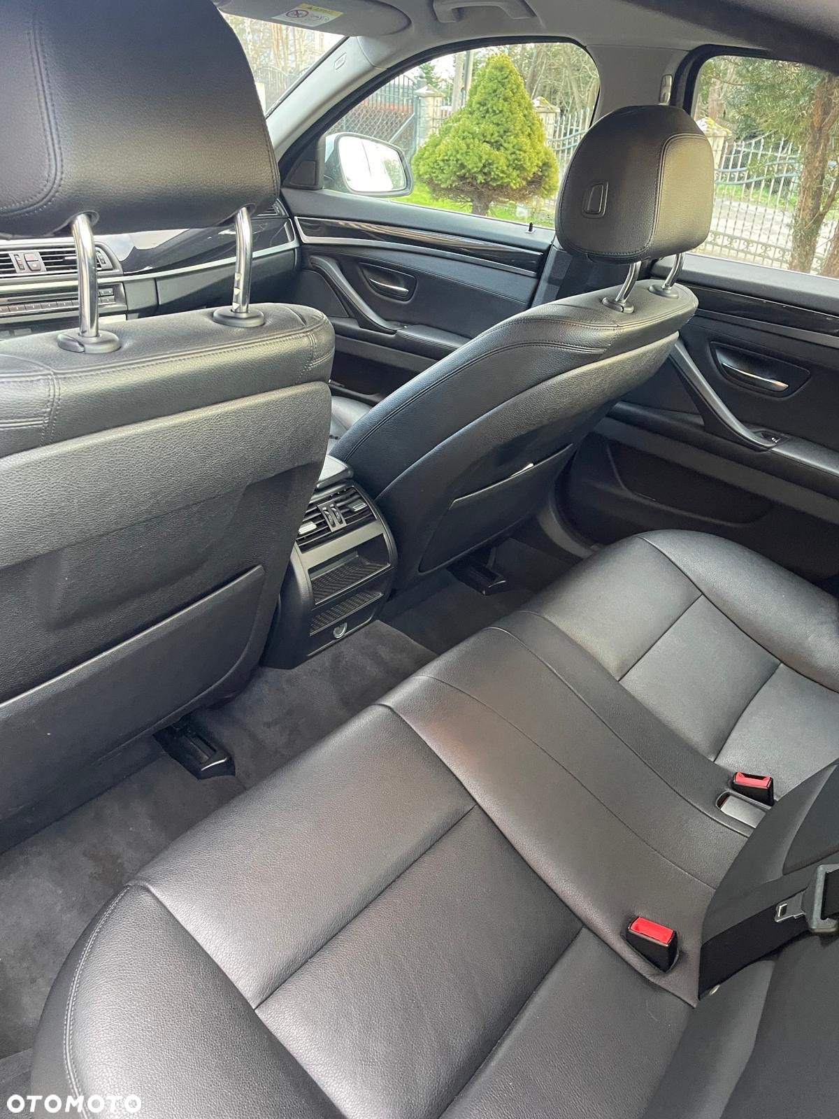 BMW Seria 5 520d - 7