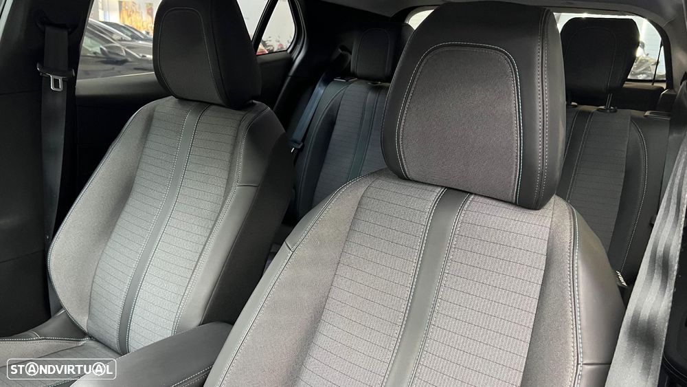 Peugeot 2008 1.2 PureTech Allure Pack EAT8 - 30