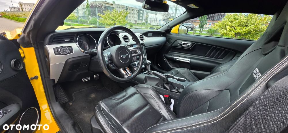 Ford Mustang 5.0 V8 GT - 8