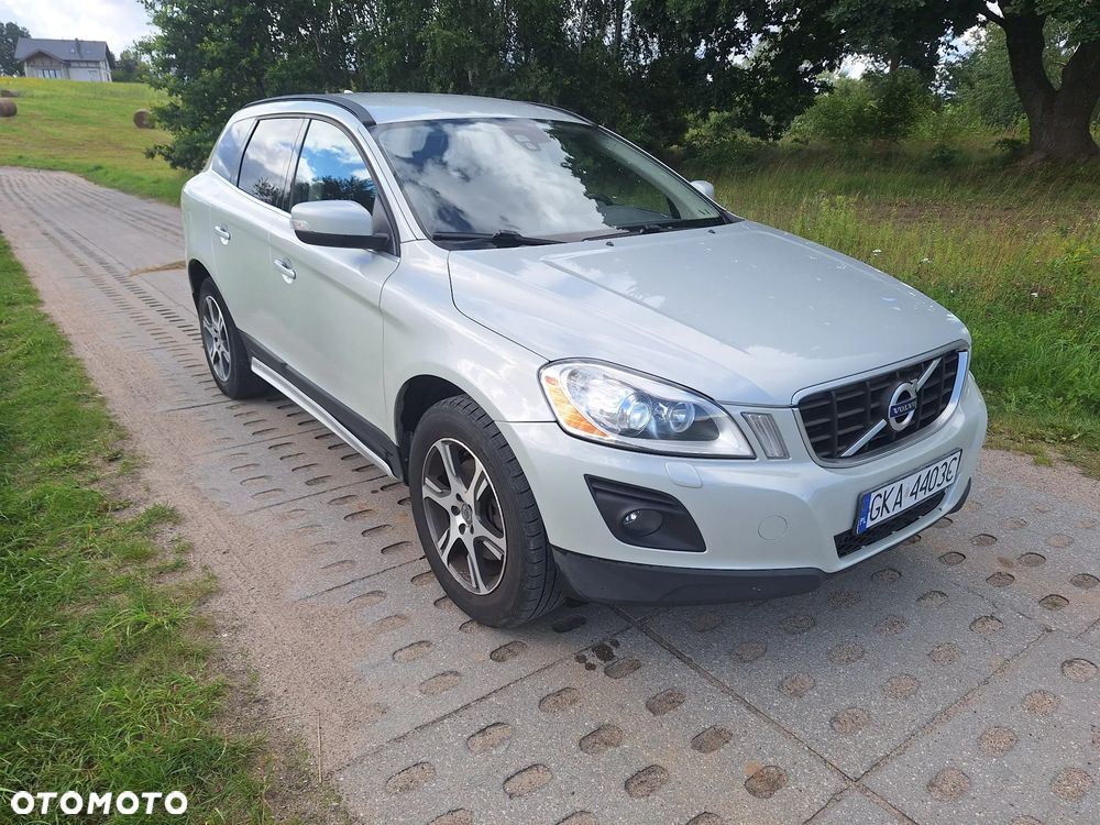 Volvo XC 60 2.4D Momentum - 1