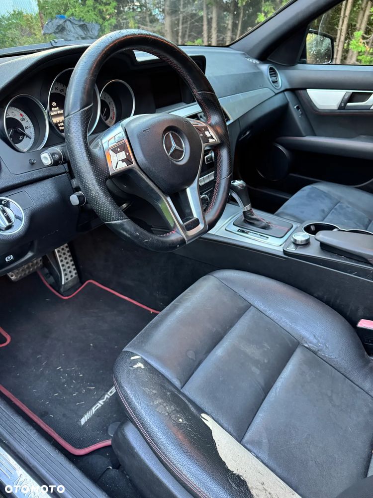 Mercedes-Benz Klasa C 250 CGI BlueEff Avantgarde - 3
