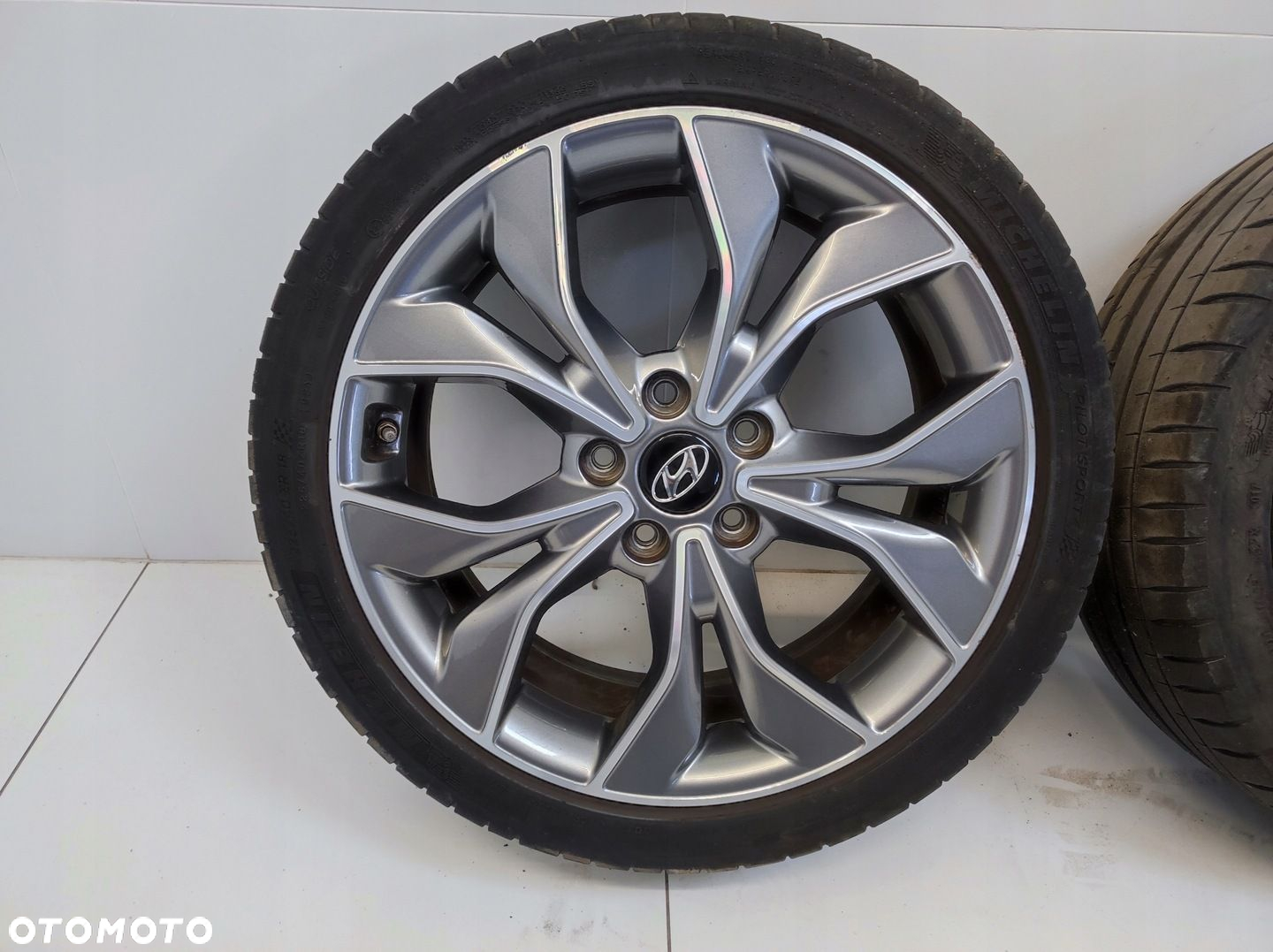 KOŁA LETNIE ALUSY FELGI ALUMINIOWE HYUNDAI I30 III 3 - 2