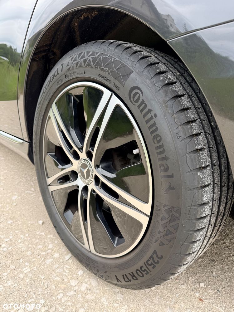 Mercedes-Benz Klasa C 220 d 4Matic 9G-TRONIC Avantgarde - 13