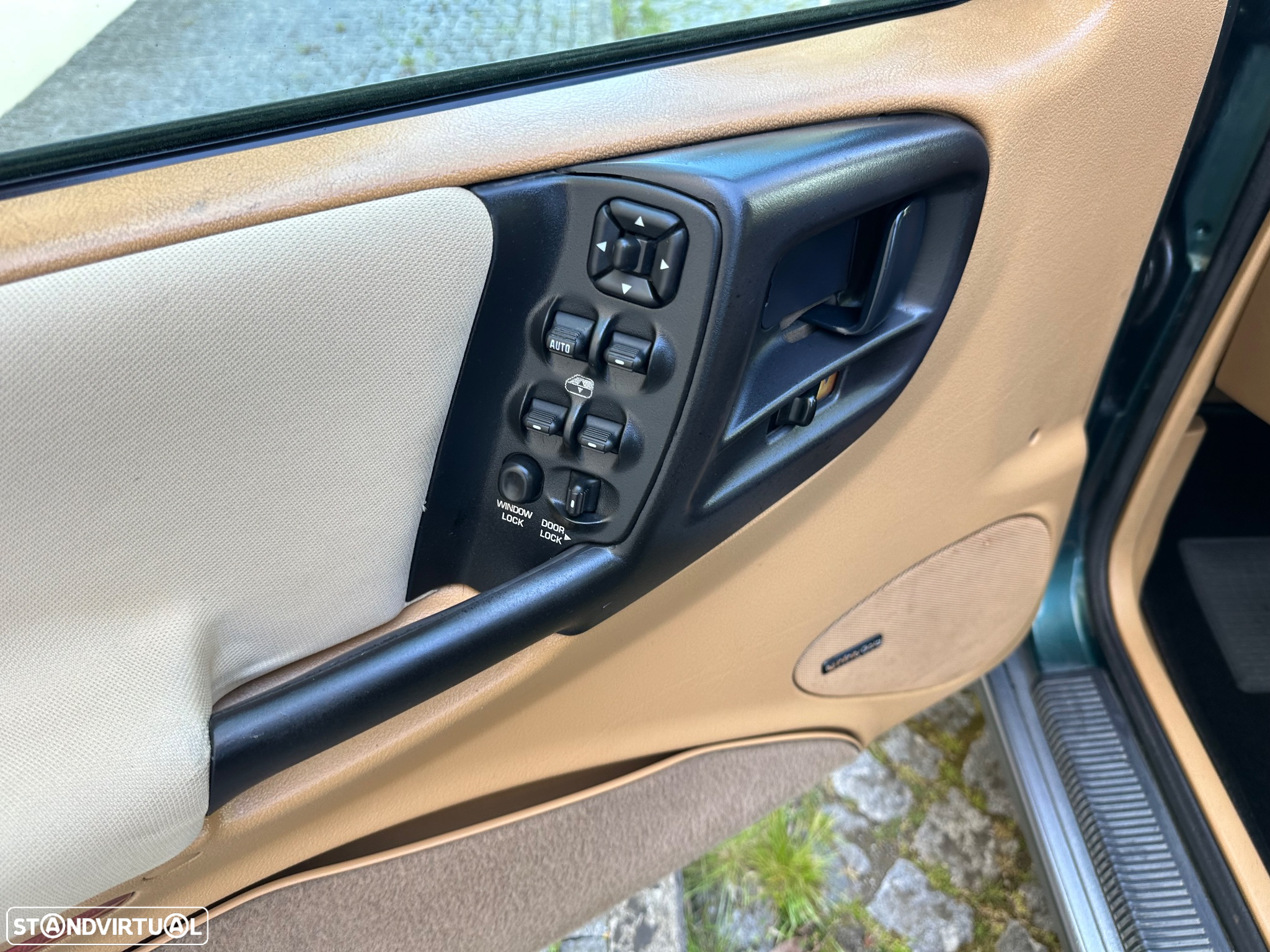 Jeep Grand Cherokee 2.5 TD Laredo - 33