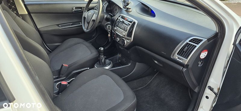 Hyundai i20 1.25 Comfort - 9