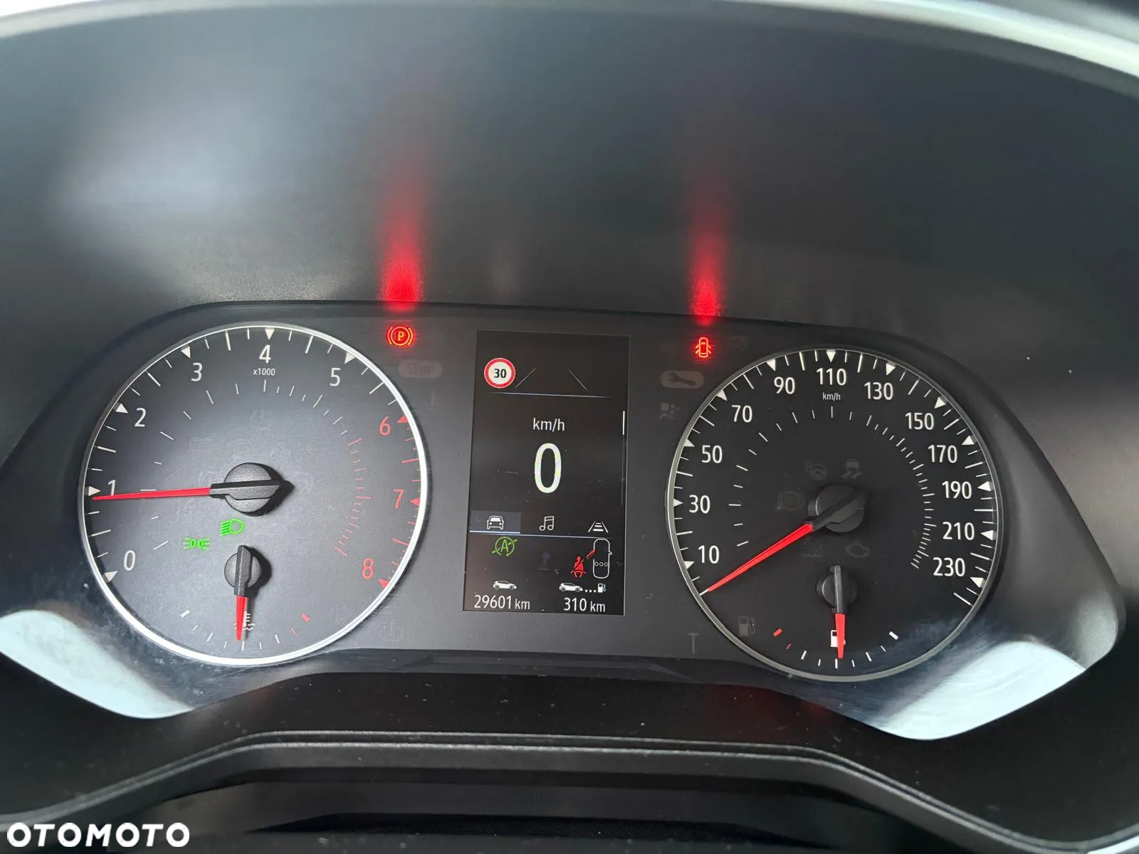 Renault Clio SCe 75 BUSINESS EDITION - 9