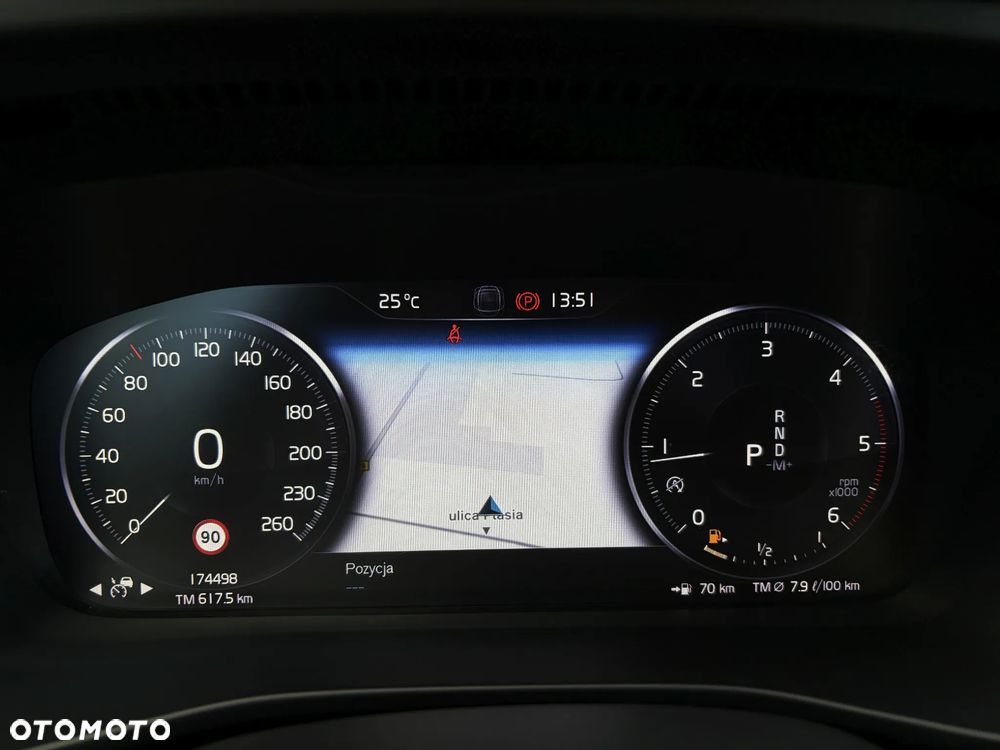 Volvo XC 40 D4 AWD Geartronic Inscription - 21