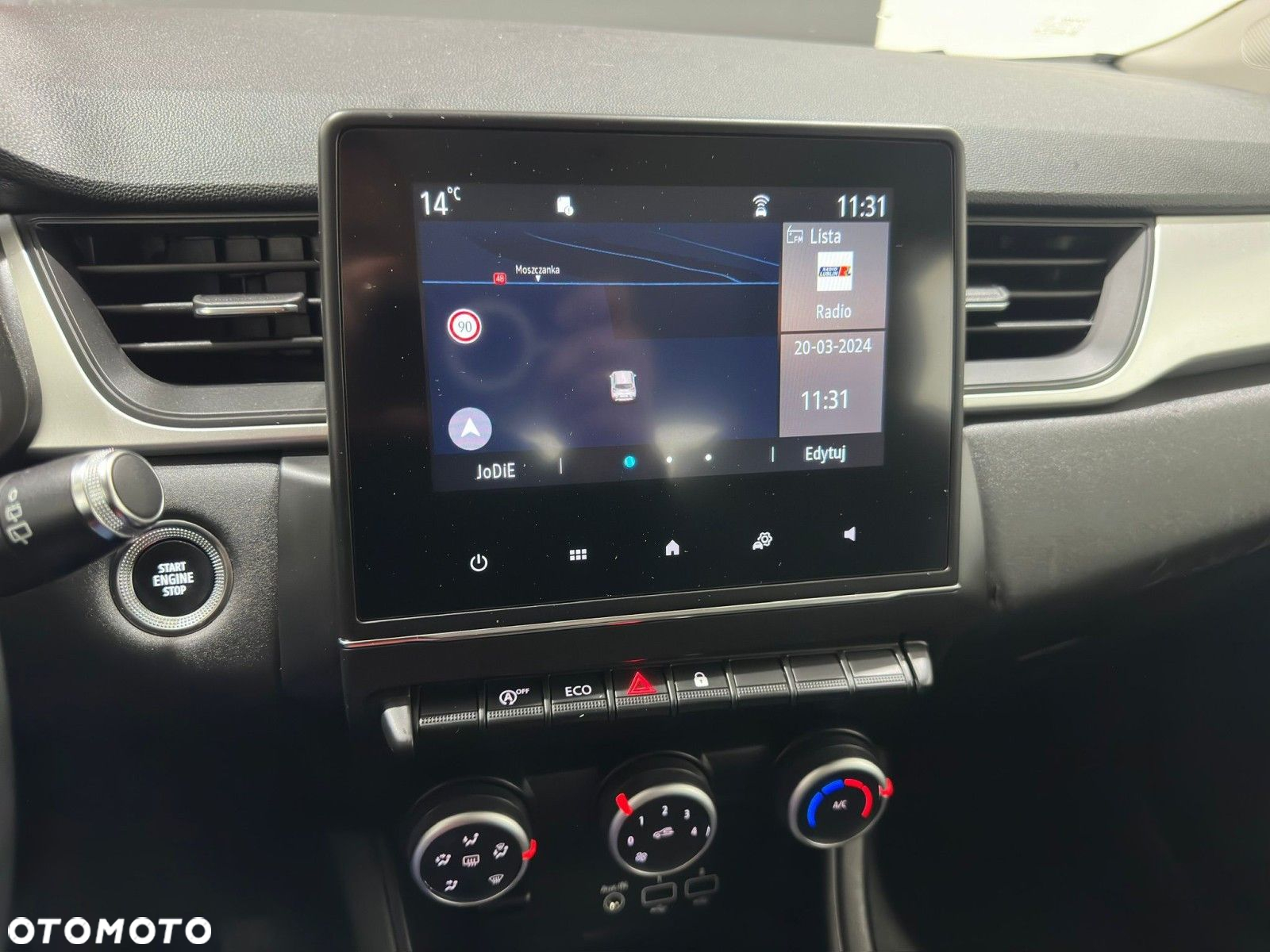 Renault Captur - 23
