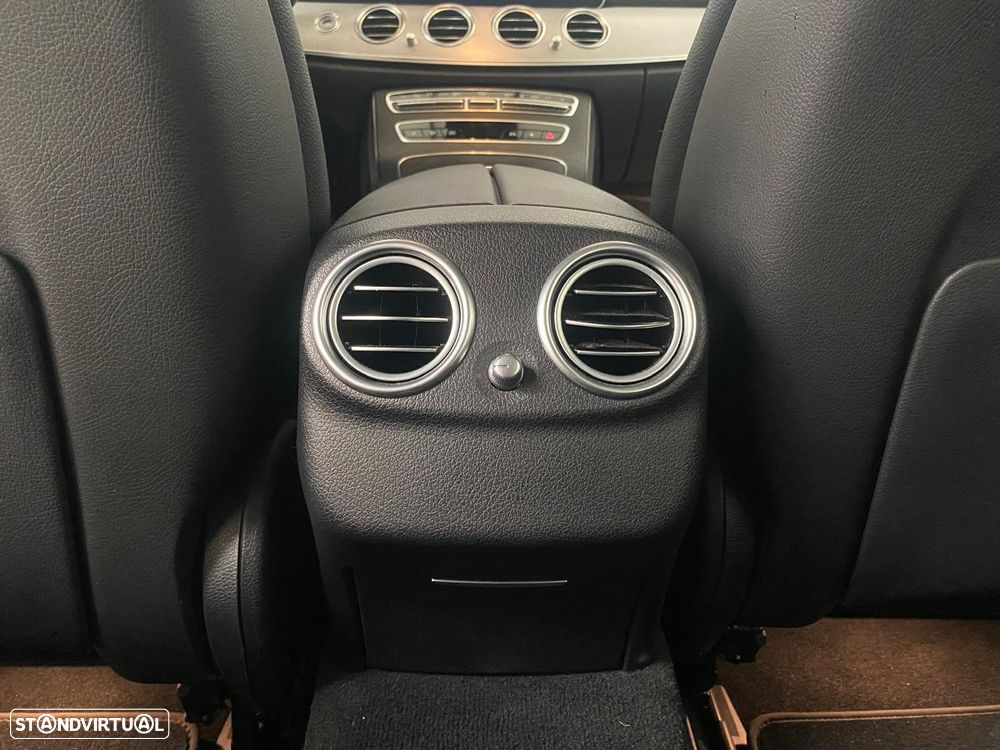 Mercedes-Benz E 300 de Avantgarde - 11