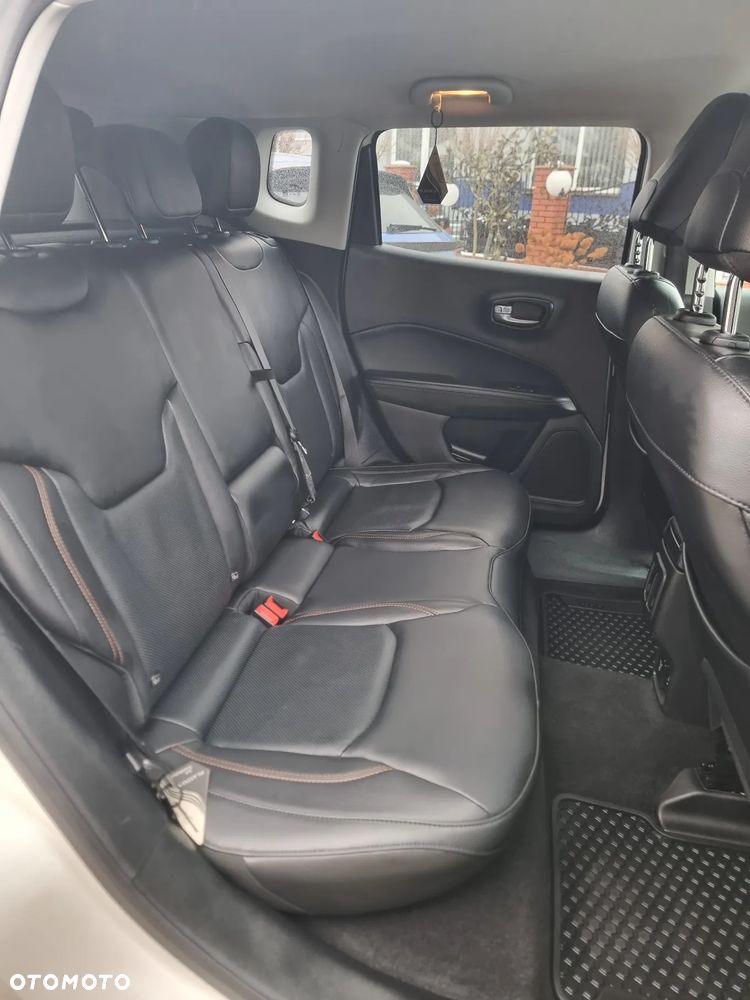 Jeep Compass 1.4 TMair Limited 4WD S&S - 27