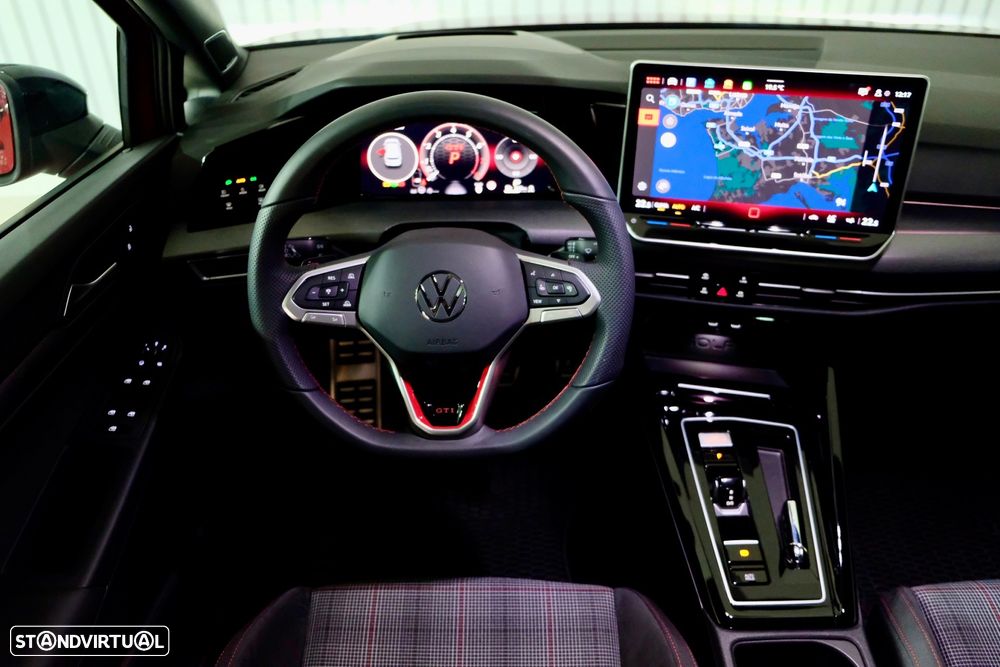 VW Golf 2.0 TSI GTI DSG - 29