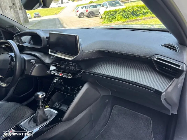 Peugeot 2008 PureTech 130 Stop&Start GT-Line Edition - 22