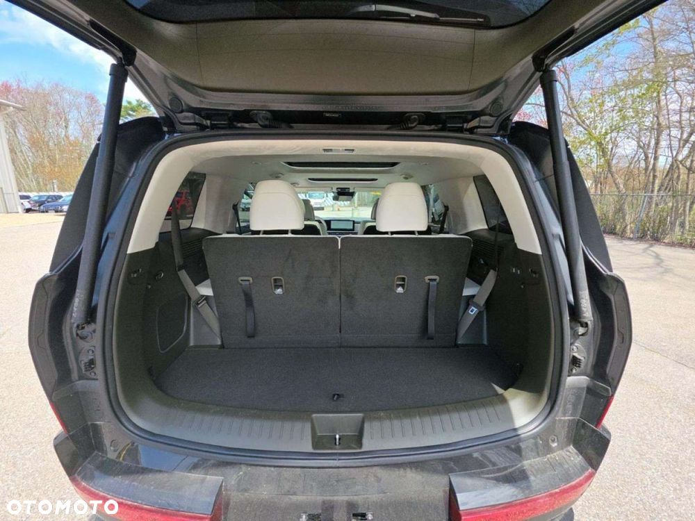 Hyundai Santa Fe - 4