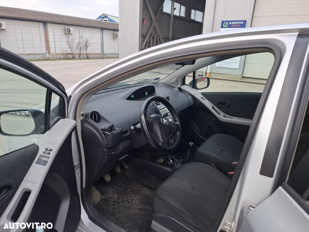 Toyota Yaris 1.4 D-4D Terra - 5