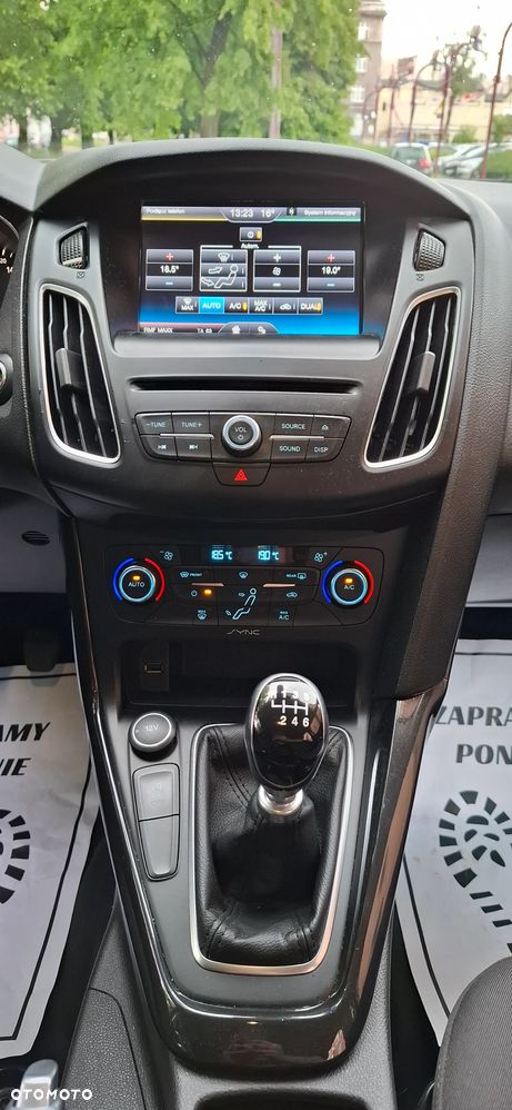 Ford Focus 1.5 EcoBoost Titanium ASS - 22