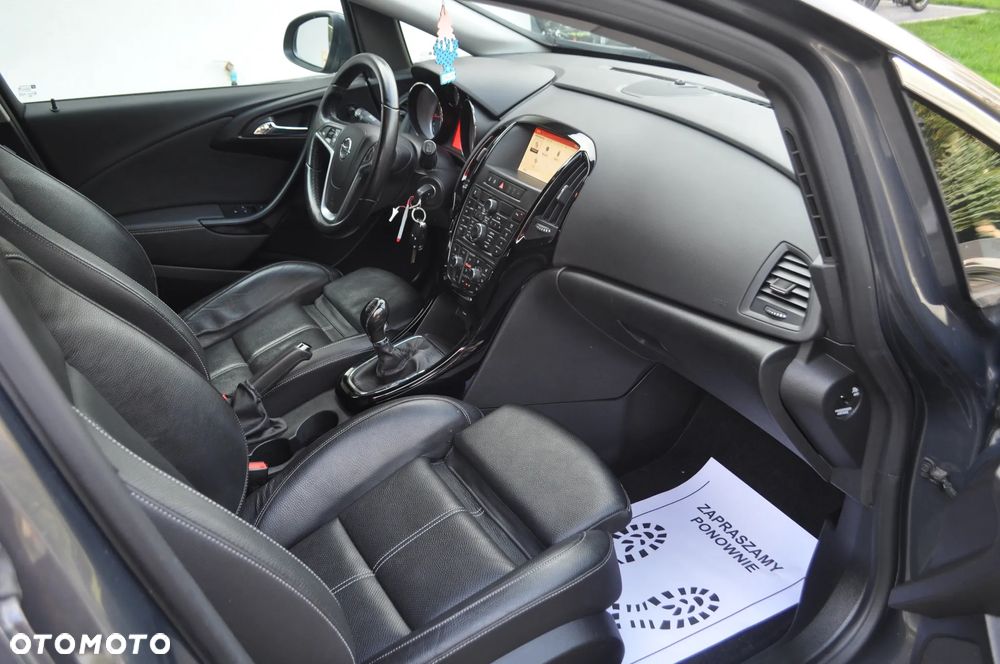 Opel Astra 1.4 Turbo Exklusiv - 21