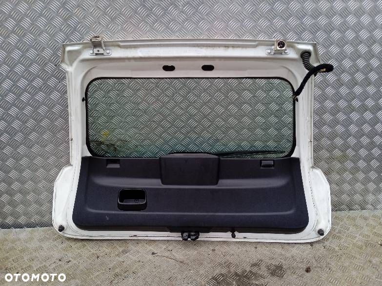 KLAPA BAGAŻNIKA FIAT PUNTO GRANDE - 2