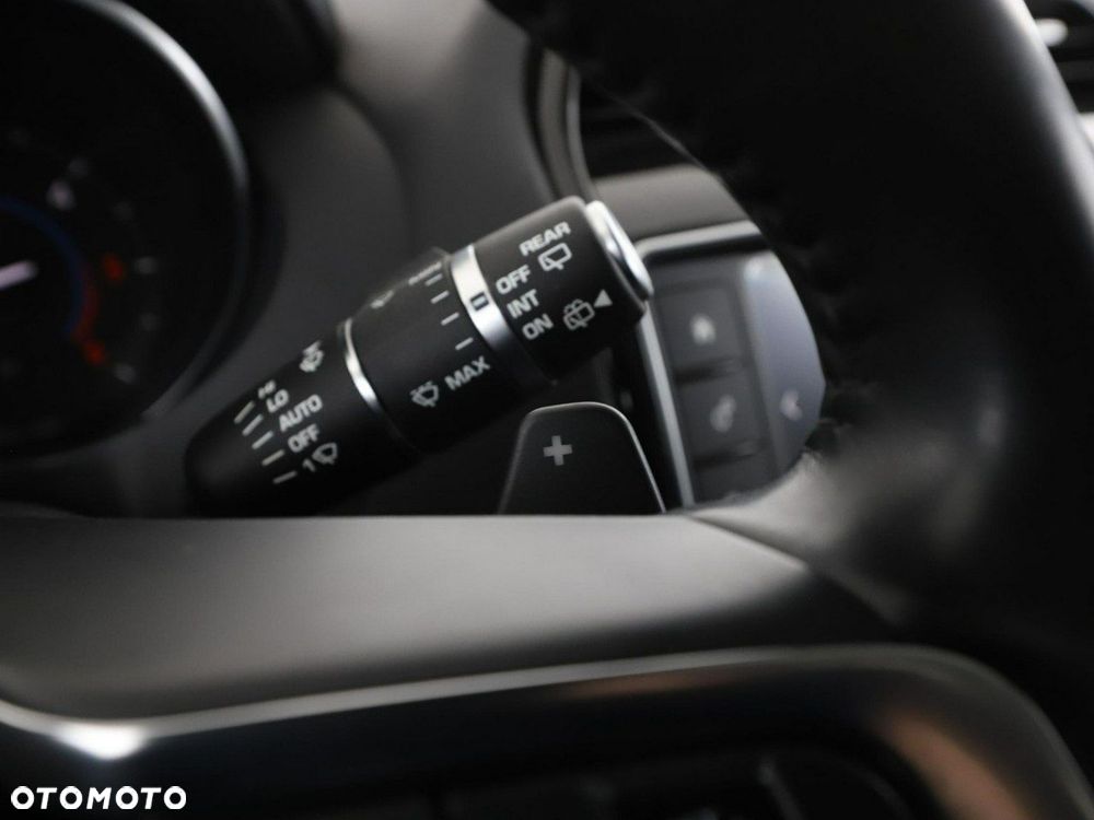 Jaguar F-Pace 2.0 i4D AWD R-Sport - 32