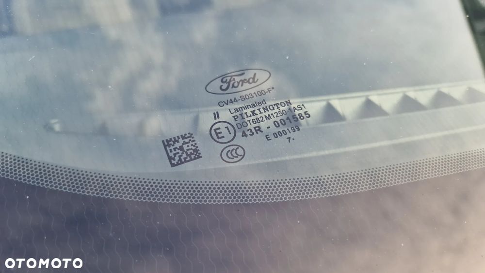 Ford Kuga 2.0 TDCi 4x4 Titanium - 37