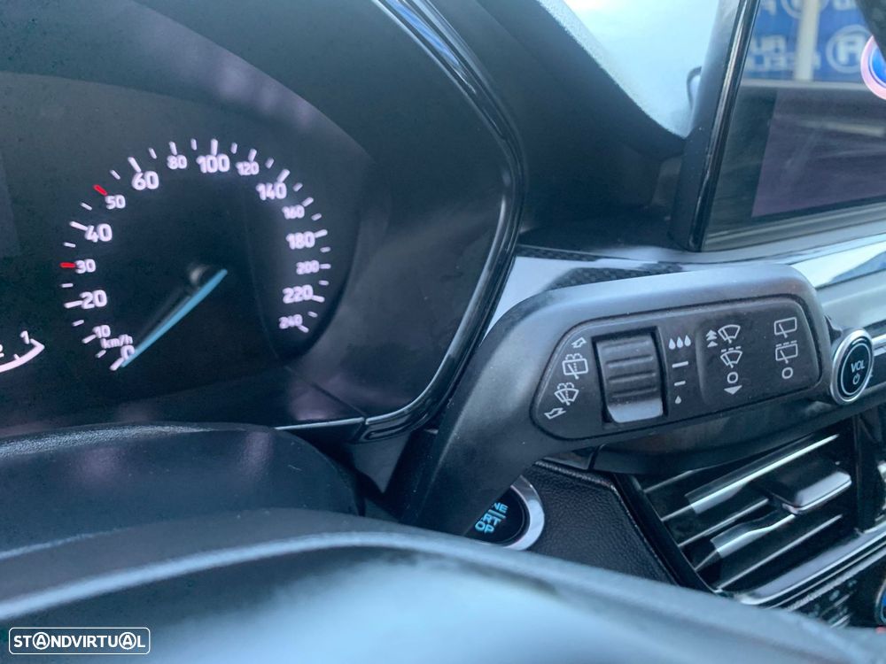 Ford Focus 1.0 EcoBoost ST-Line - 11