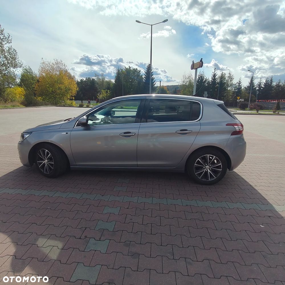 Peugeot 308 2015 photo 5