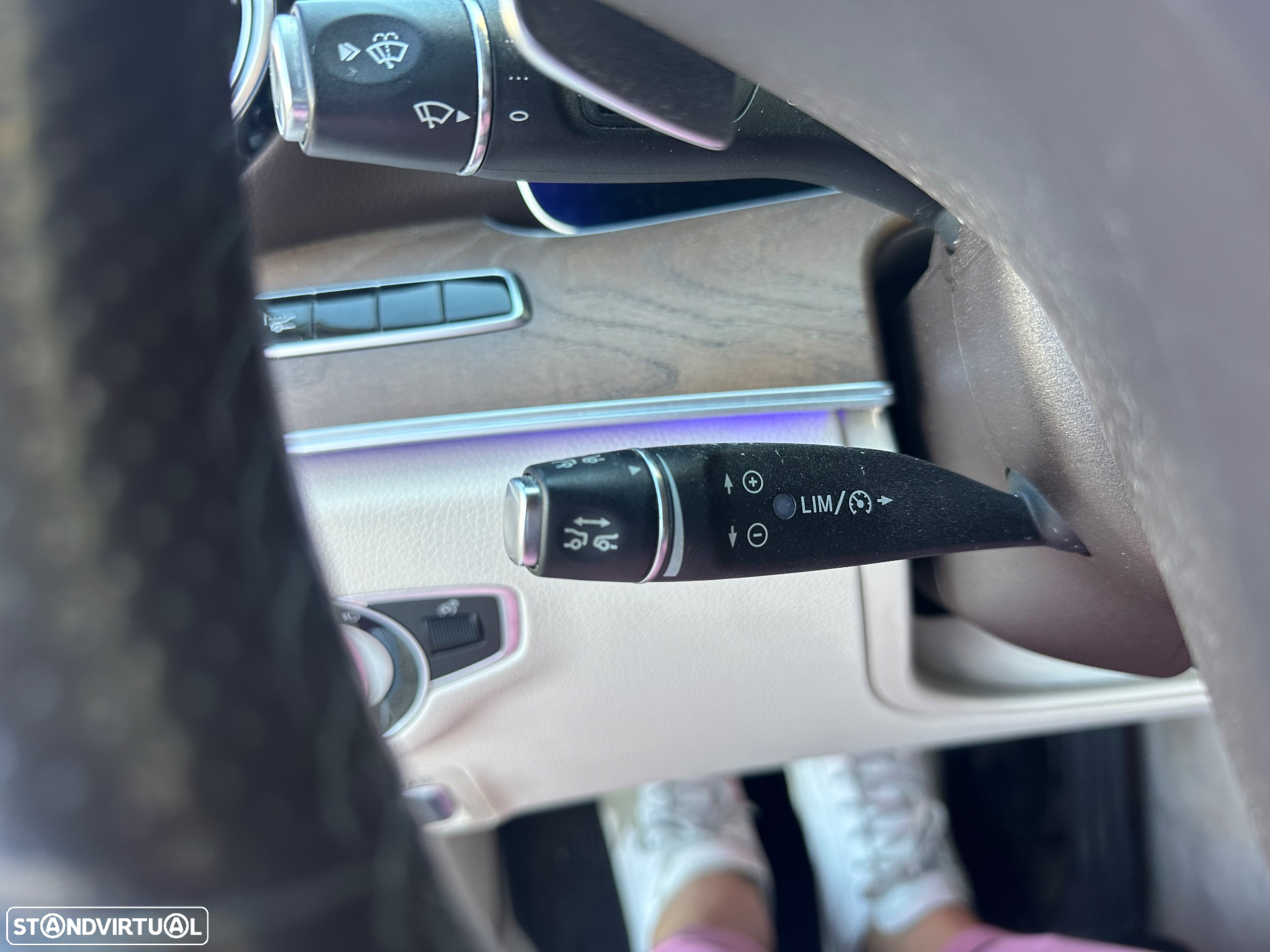 Mercedes-Benz E 220 d Avantgarde - 24