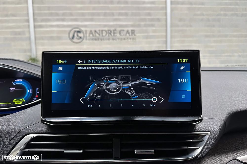 Peugeot 3008 1.6 Hybrid Allure Pack e-EAT8 - 28