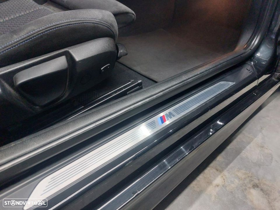 BMW 120 d xDrive Pack M - 32
