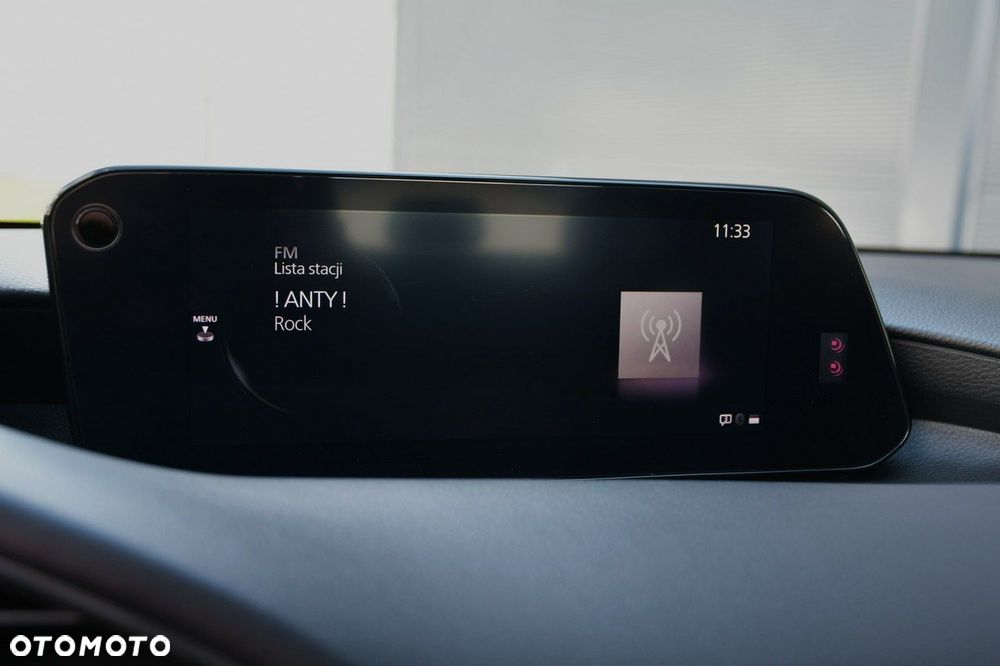 Mazda 3 2.0 mHEV Hikari - 24