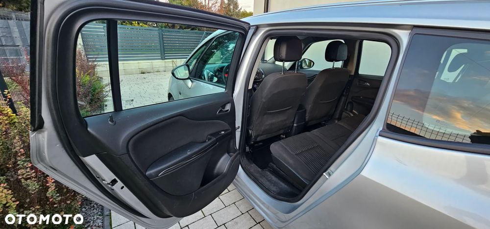 Opel Zafira - 17