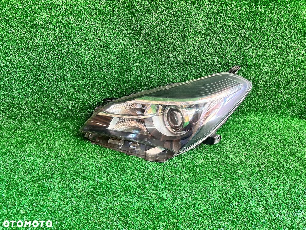 REFLEKTOR LEWY TOYOTA YARIS III LIFT 14- - 1