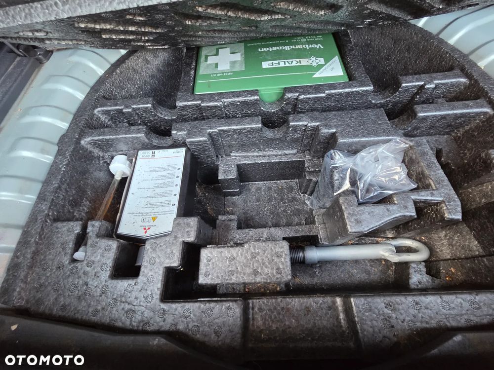 Mitsubishi Colt 1.3 Automatik Invite - 18