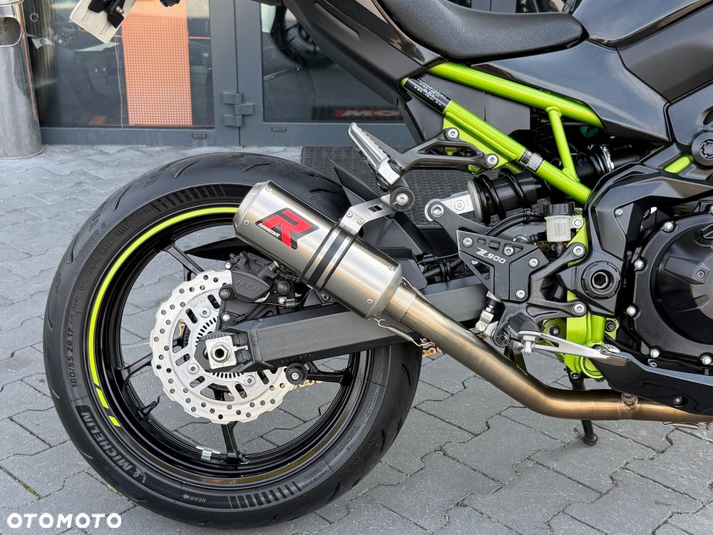 Kawasaki Z 900 - 6