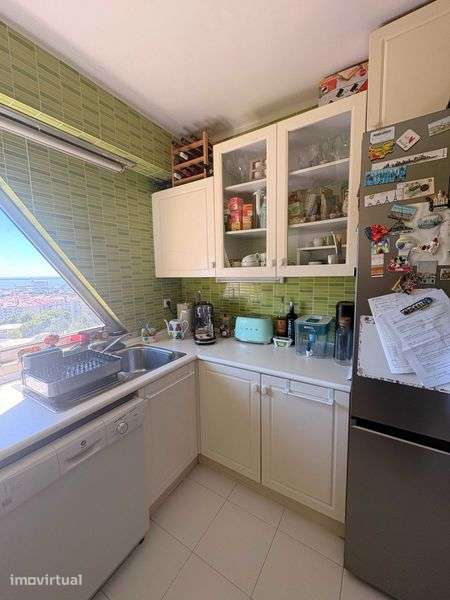 T1 nas olaias , perto do metro - Grande imagem: 4/12