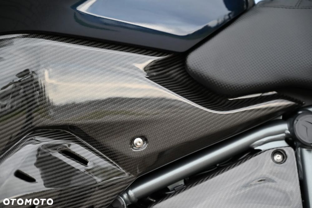 BMW RS - 24