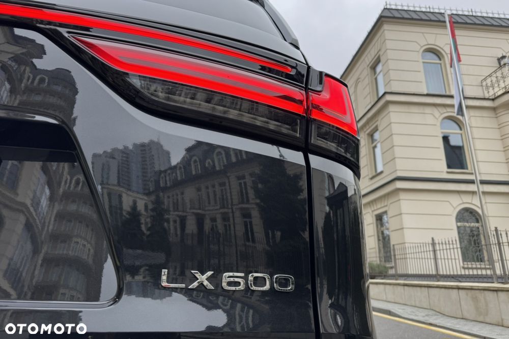 Lexus LX - 20