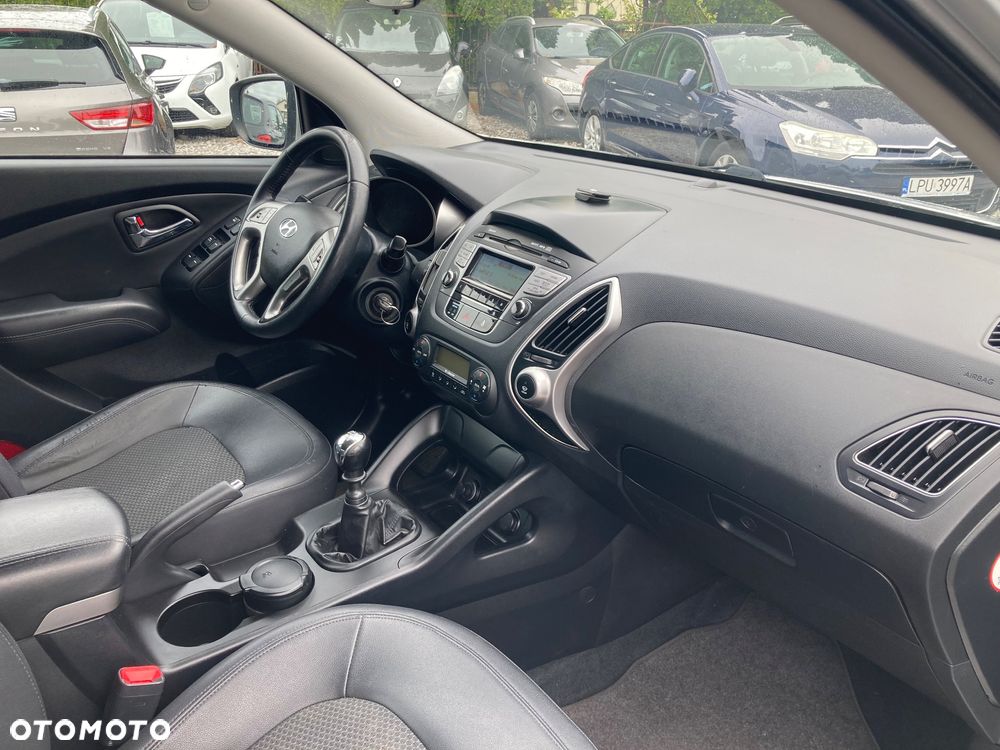 Hyundai ix35 1.6 2WD blue Style - 10