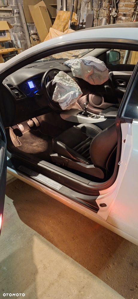 Renault Laguna 2.0 dCi Monaco GP - 1