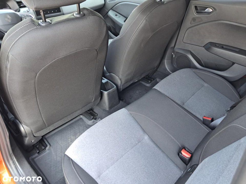Renault Clio - 15