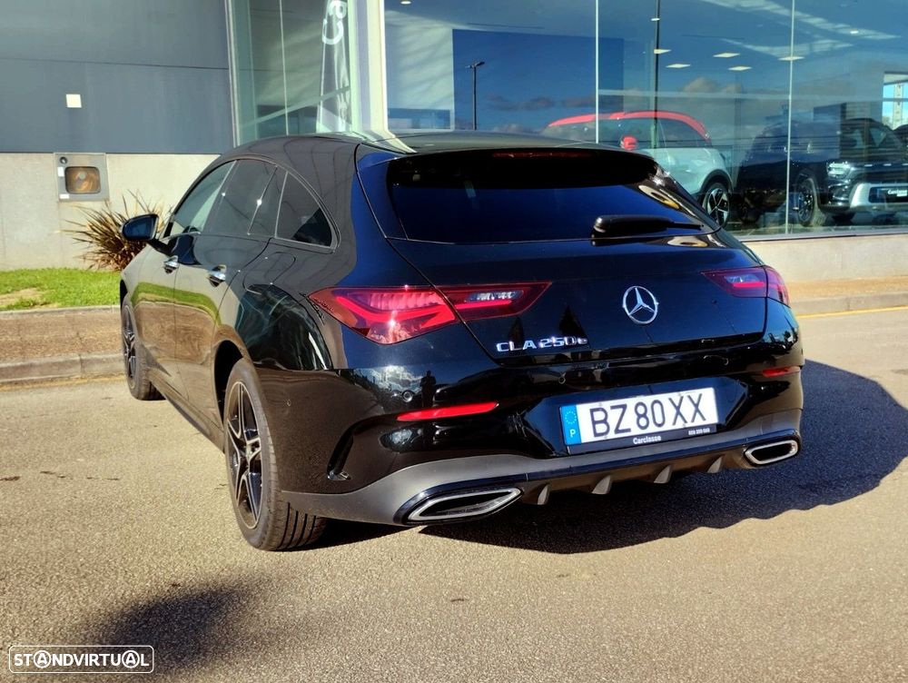 Mercedes-Benz CLA 250 e Shooting Brake AMG Line - 9