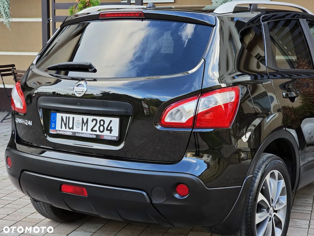 Nissan Qashqai 2.0 4 x 4 tekna - 24