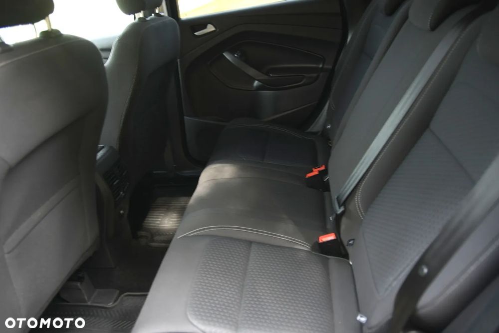 Ford Kuga 1.5 TDCi 2x4 Trend - 25